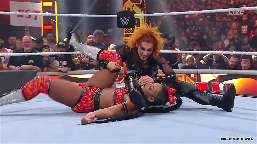 WWE_Hell_In_A_Cell_2022_720p_WEB_h264-HEEL_mp4_001276921.jpg