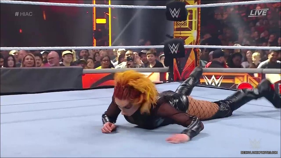 WWE_Hell_In_A_Cell_2022_720p_WEB_h264-HEEL_mp4_001330521.jpg