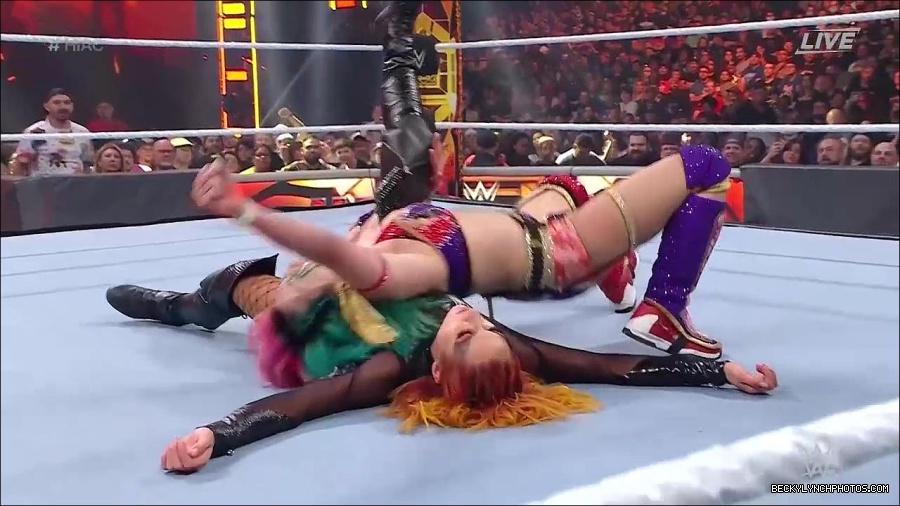 WWE_Hell_In_A_Cell_2022_720p_WEB_h264-HEEL_mp4_001339721.jpg