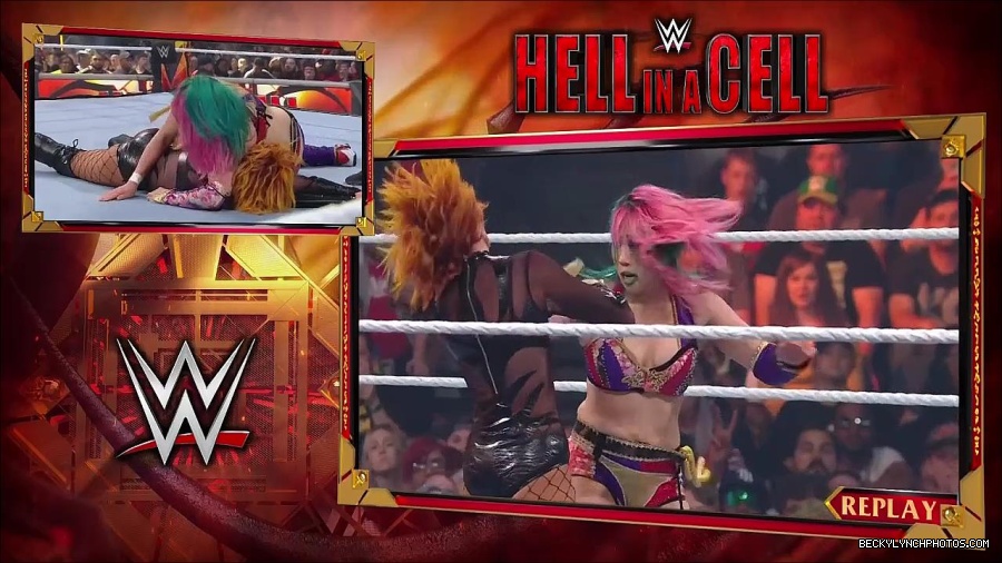 WWE_Hell_In_A_Cell_2022_720p_WEB_h264-HEEL_mp4_001348521.jpg