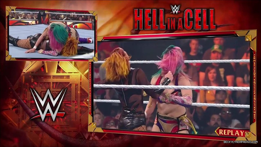 WWE_Hell_In_A_Cell_2022_720p_WEB_h264-HEEL_mp4_001348921.jpg