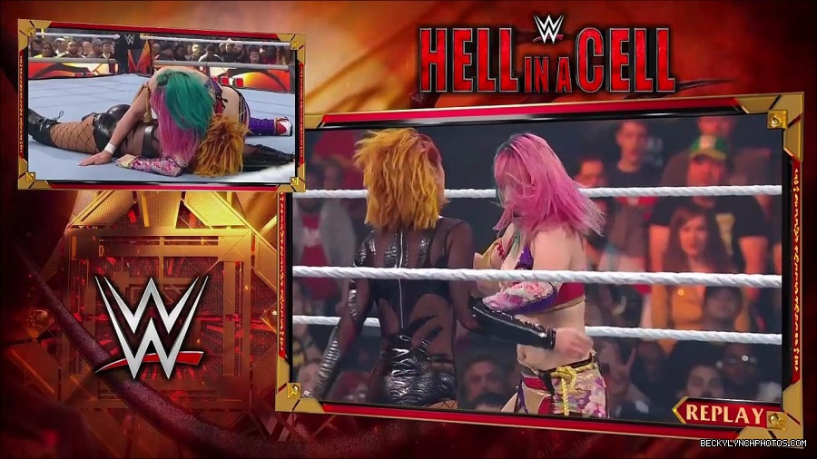 WWE_Hell_In_A_Cell_2022_720p_WEB_h264-HEEL_mp4_001349321.jpg