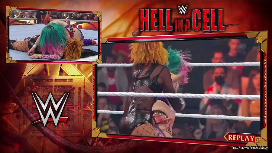 WWE_Hell_In_A_Cell_2022_720p_WEB_h264-HEEL_mp4_001350521.jpg