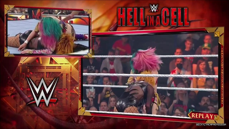 WWE_Hell_In_A_Cell_2022_720p_WEB_h264-HEEL_mp4_001352121.jpg