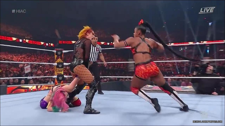WWE_Hell_In_A_Cell_2022_720p_WEB_h264-HEEL_mp4_001375987.jpg