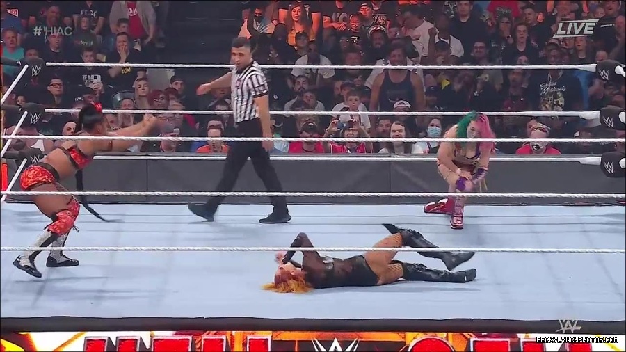 WWE_Hell_In_A_Cell_2022_720p_WEB_h264-HEEL_mp4_001395587.jpg
