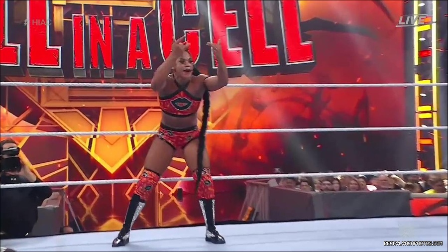 WWE_Hell_In_A_Cell_2022_720p_WEB_h264-HEEL_mp4_001396787.jpg