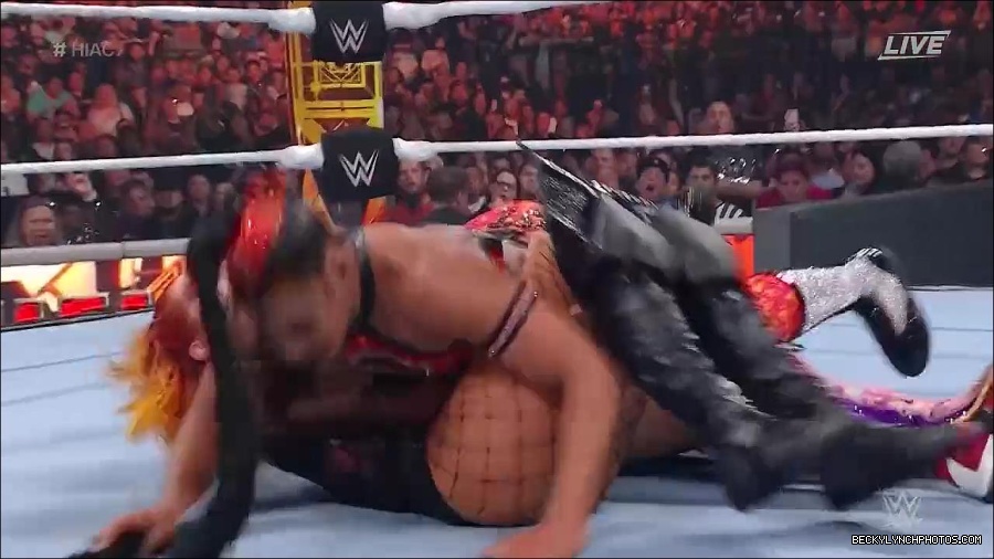 WWE_Hell_In_A_Cell_2022_720p_WEB_h264-HEEL_mp4_001457987.jpg