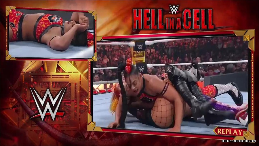 WWE_Hell_In_A_Cell_2022_720p_WEB_h264-HEEL_mp4_001471987.jpg