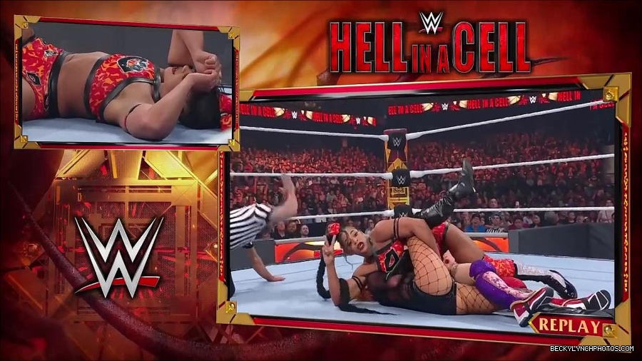 WWE_Hell_In_A_Cell_2022_720p_WEB_h264-HEEL_mp4_001473587.jpg