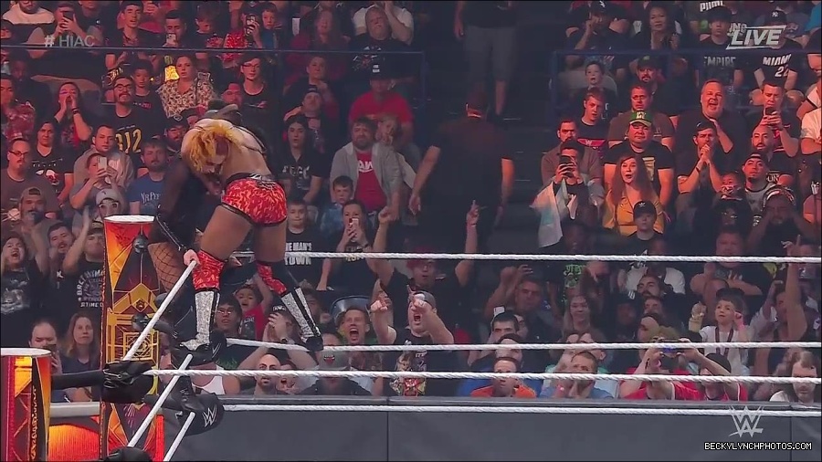 WWE_Hell_In_A_Cell_2022_720p_WEB_h264-HEEL_mp4_001517587.jpg