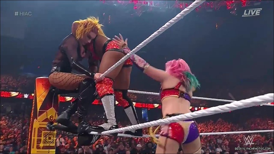 WWE_Hell_In_A_Cell_2022_720p_WEB_h264-HEEL_mp4_001523187.jpg