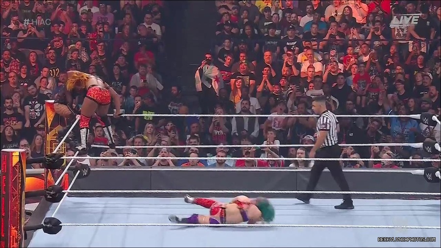 WWE_Hell_In_A_Cell_2022_720p_WEB_h264-HEEL_mp4_001534787.jpg