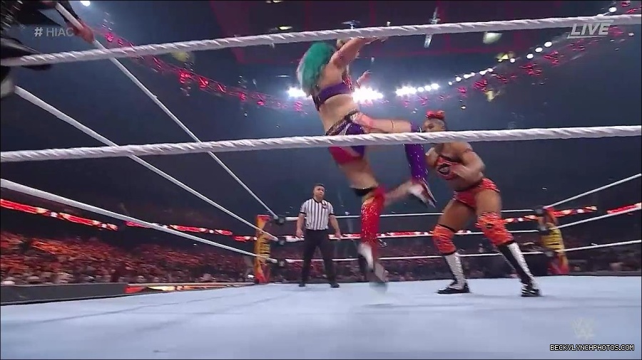 WWE_Hell_In_A_Cell_2022_720p_WEB_h264-HEEL_mp4_001548787.jpg