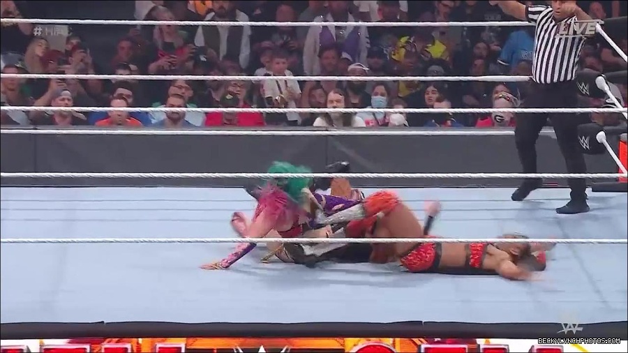 WWE_Hell_In_A_Cell_2022_720p_WEB_h264-HEEL_mp4_001569587.jpg