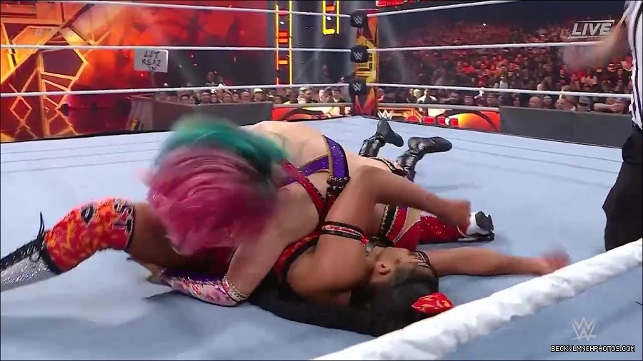 WWE_Hell_In_A_Cell_2022_720p_WEB_h264-HEEL_mp4_001575187.jpg