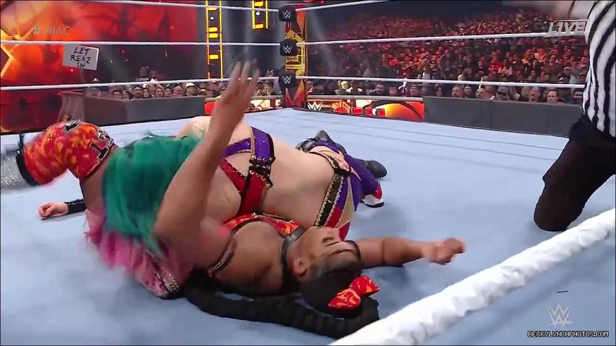 WWE_Hell_In_A_Cell_2022_720p_WEB_h264-HEEL_mp4_001575987.jpg
