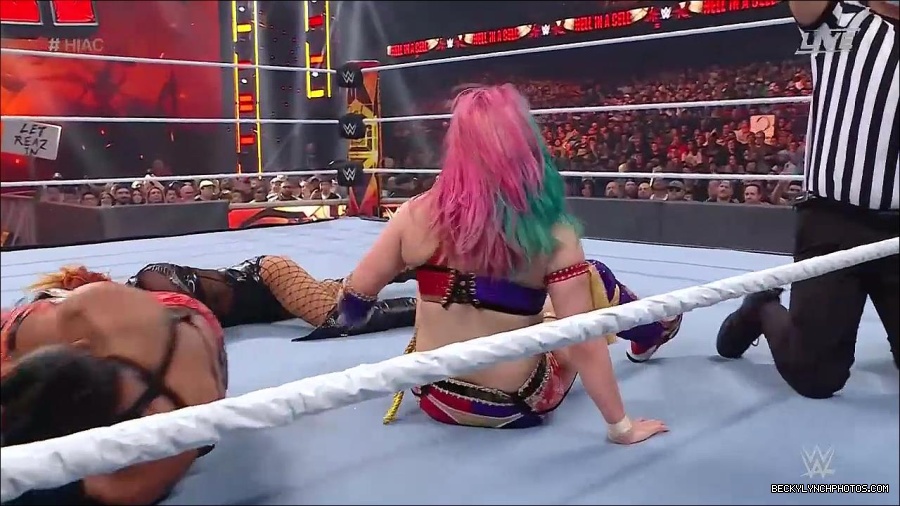 WWE_Hell_In_A_Cell_2022_720p_WEB_h264-HEEL_mp4_001577987.jpg