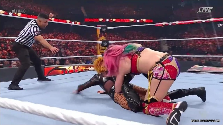 WWE_Hell_In_A_Cell_2022_720p_WEB_h264-HEEL_mp4_001587587.jpg