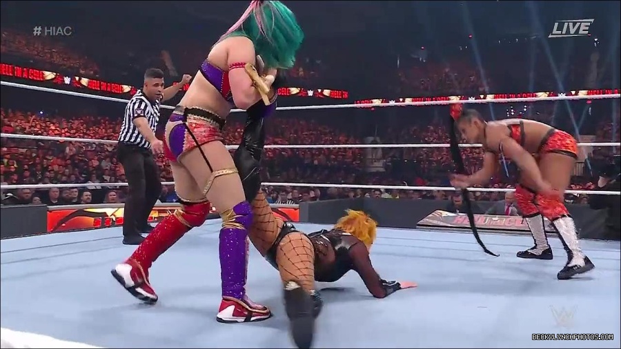 WWE_Hell_In_A_Cell_2022_720p_WEB_h264-HEEL_mp4_001589987.jpg