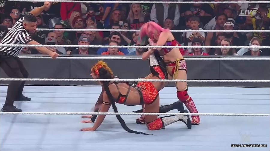 WWE_Hell_In_A_Cell_2022_720p_WEB_h264-HEEL_mp4_001602387.jpg