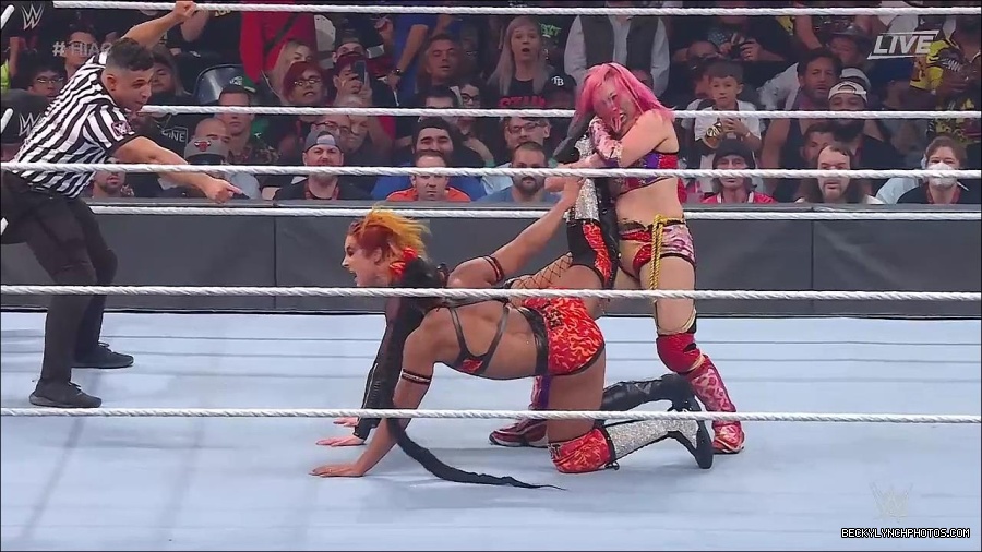 WWE_Hell_In_A_Cell_2022_720p_WEB_h264-HEEL_mp4_001602787.jpg