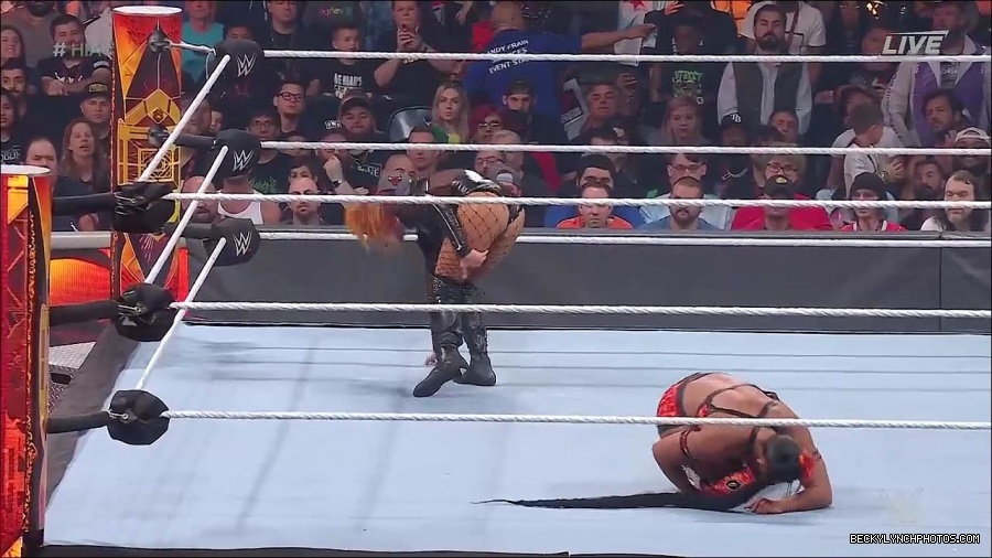 WWE_Hell_In_A_Cell_2022_720p_WEB_h264-HEEL_mp4_001613587.jpg