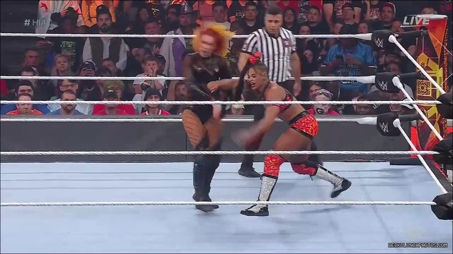 WWE_Hell_In_A_Cell_2022_720p_WEB_h264-HEEL_mp4_001631587.jpg