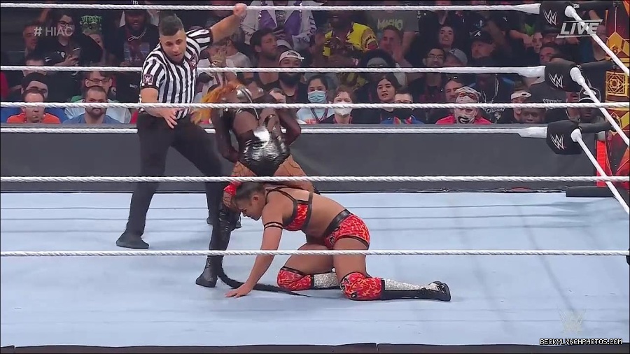 WWE_Hell_In_A_Cell_2022_720p_WEB_h264-HEEL_mp4_001653587.jpg
