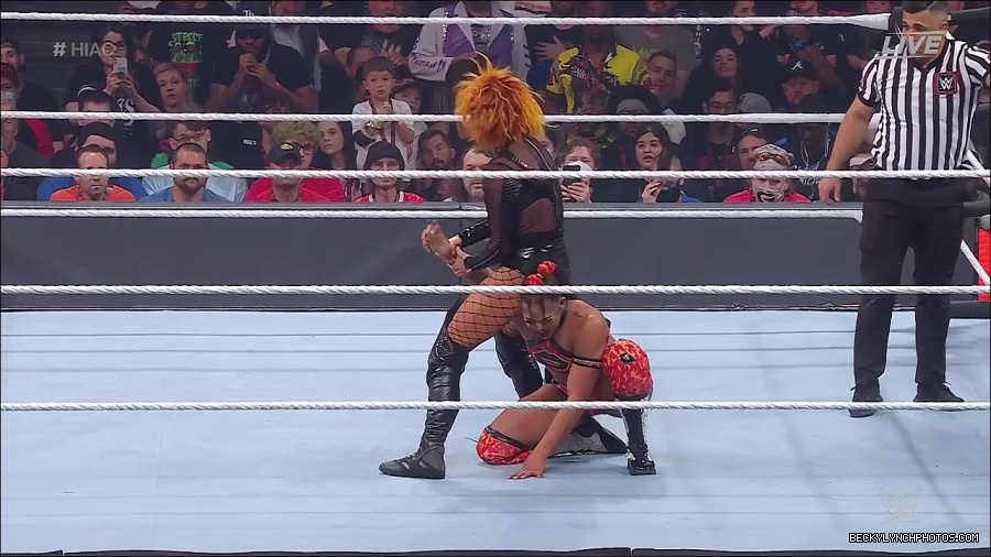 WWE_Hell_In_A_Cell_2022_720p_WEB_h264-HEEL_mp4_001662387.jpg