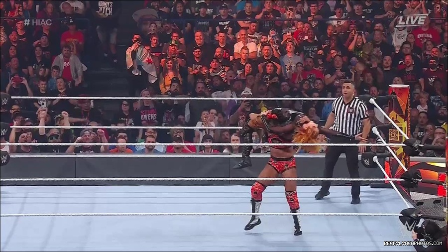 WWE_Hell_In_A_Cell_2022_720p_WEB_h264-HEEL_mp4_001678387.jpg