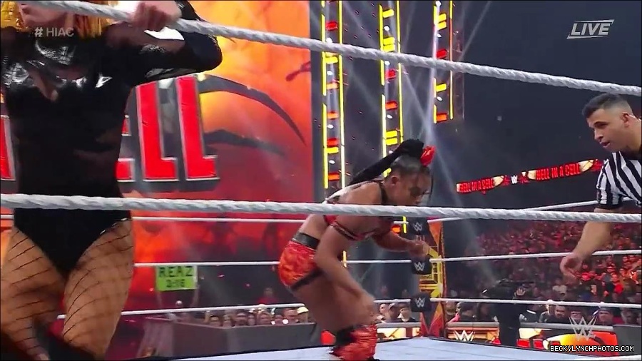 WWE_Hell_In_A_Cell_2022_720p_WEB_h264-HEEL_mp4_001687187.jpg