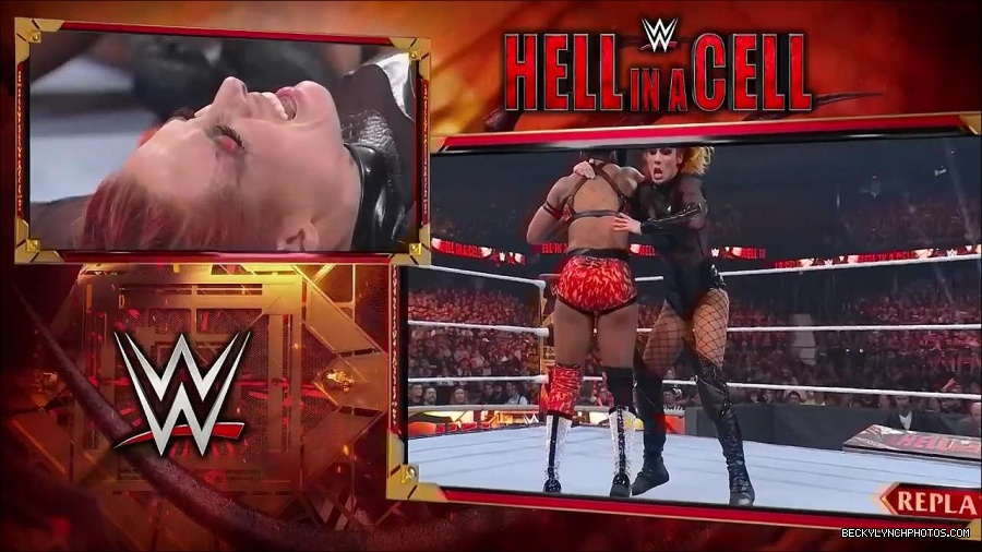 WWE_Hell_In_A_Cell_2022_720p_WEB_h264-HEEL_mp4_001730754.jpg