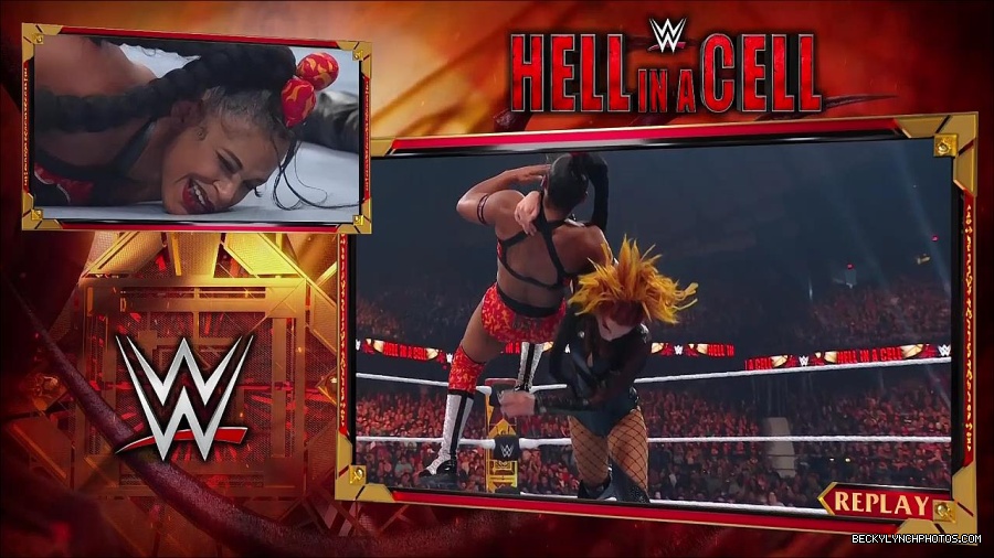 WWE_Hell_In_A_Cell_2022_720p_WEB_h264-HEEL_mp4_001734754.jpg
