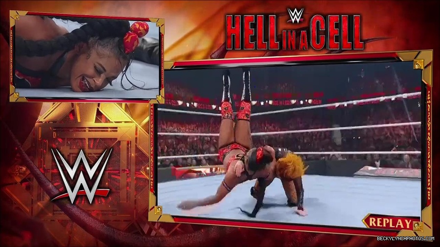 WWE_Hell_In_A_Cell_2022_720p_WEB_h264-HEEL_mp4_001735554.jpg