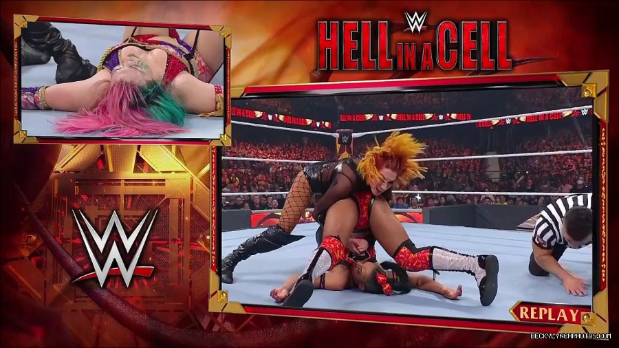 WWE_Hell_In_A_Cell_2022_720p_WEB_h264-HEEL_mp4_001738354.jpg