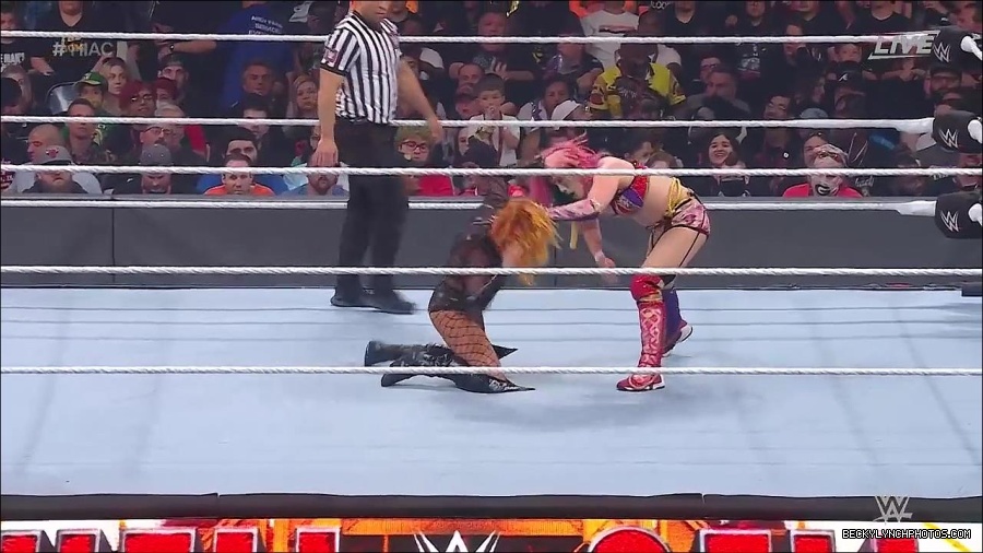WWE_Hell_In_A_Cell_2022_720p_WEB_h264-HEEL_mp4_001753554.jpg