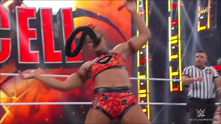 WWE_Hell_In_A_Cell_2022_720p_WEB_h264-HEEL_mp4_001783554.jpg