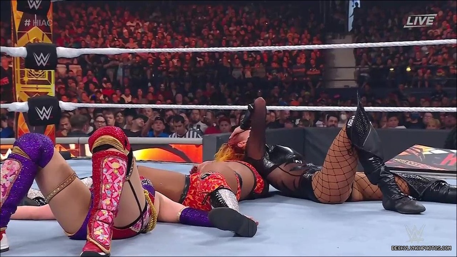 WWE_Hell_In_A_Cell_2022_720p_WEB_h264-HEEL_mp4_001798754.jpg
