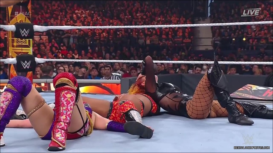 WWE_Hell_In_A_Cell_2022_720p_WEB_h264-HEEL_mp4_001799154.jpg