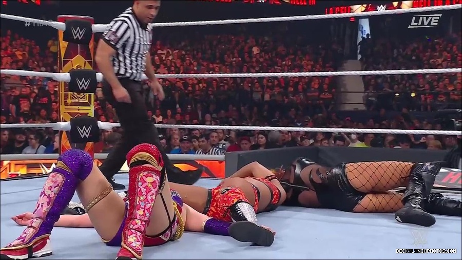 WWE_Hell_In_A_Cell_2022_720p_WEB_h264-HEEL_mp4_001803154.jpg