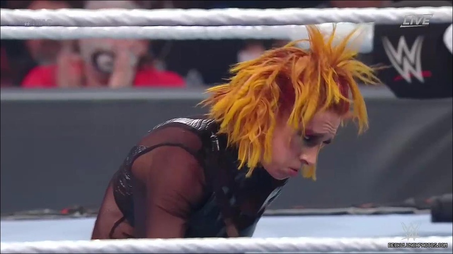 WWE_Hell_In_A_Cell_2022_720p_WEB_h264-HEEL_mp4_001823954.jpg