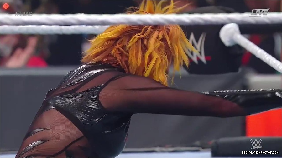 WWE_Hell_In_A_Cell_2022_720p_WEB_h264-HEEL_mp4_001825954.jpg