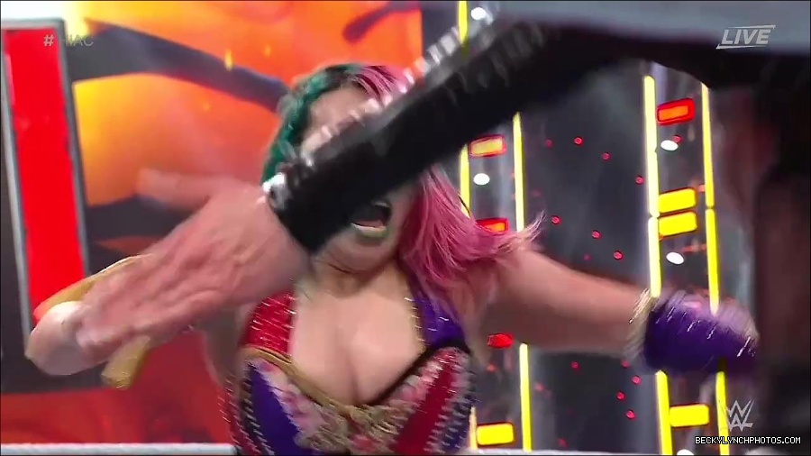 WWE_Hell_In_A_Cell_2022_720p_WEB_h264-HEEL_mp4_001834754.jpg