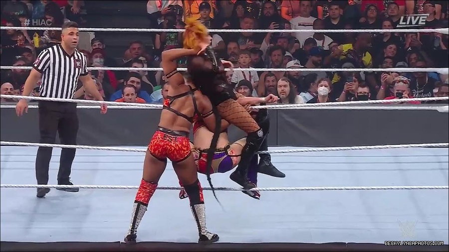 WWE_Hell_In_A_Cell_2022_720p_WEB_h264-HEEL_mp4_001856754.jpg