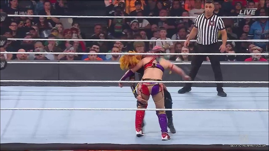 WWE_Hell_In_A_Cell_2022_720p_WEB_h264-HEEL_mp4_001869154.jpg