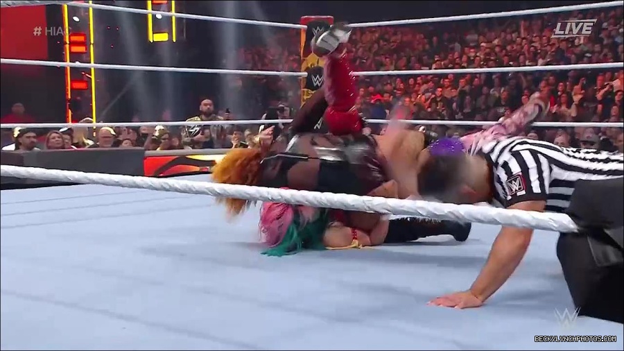 WWE_Hell_In_A_Cell_2022_720p_WEB_h264-HEEL_mp4_001871954.jpg