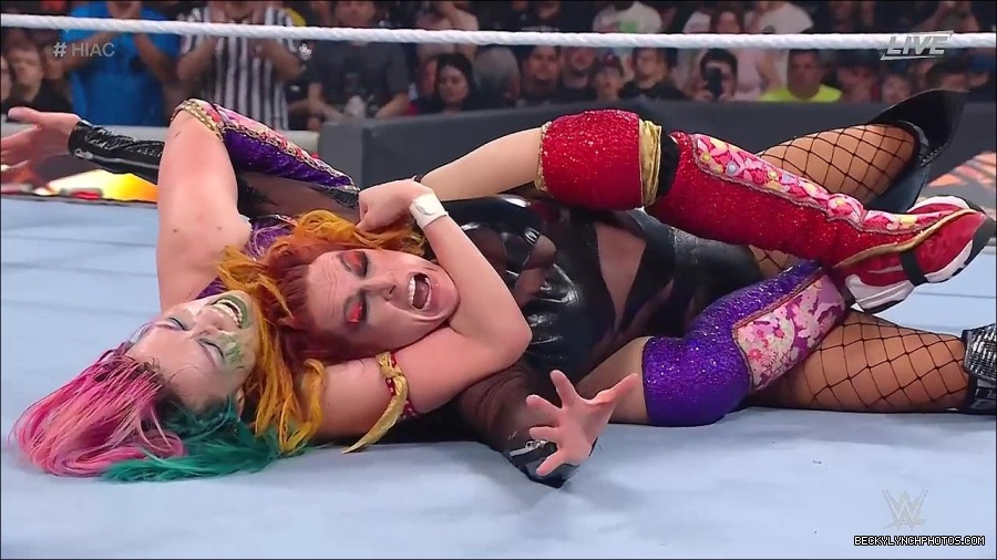 WWE_Hell_In_A_Cell_2022_720p_WEB_h264-HEEL_mp4_001887154.jpg