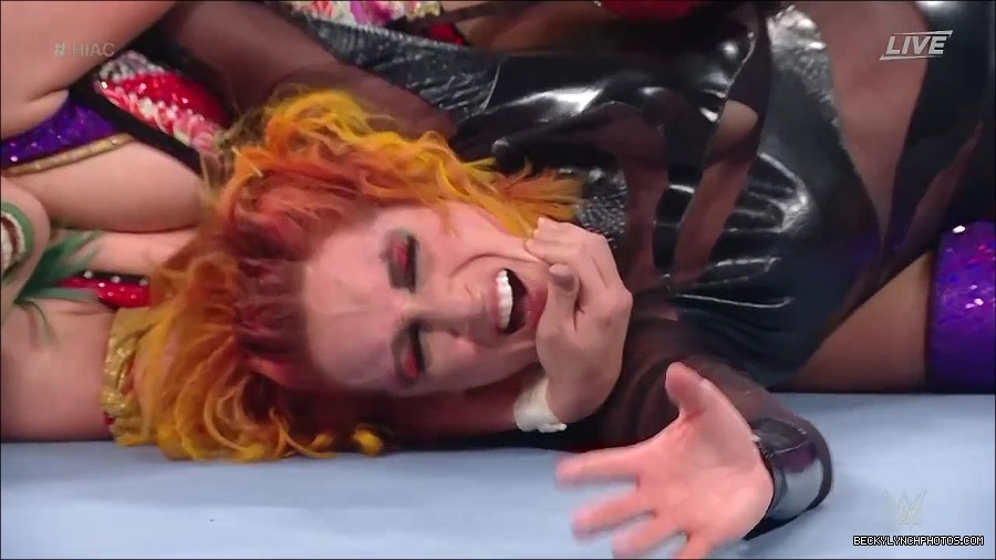 WWE_Hell_In_A_Cell_2022_720p_WEB_h264-HEEL_mp4_001894754.jpg