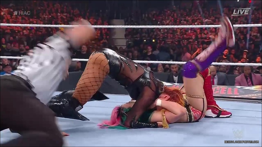 WWE_Hell_In_A_Cell_2022_720p_WEB_h264-HEEL_mp4_001905954.jpg